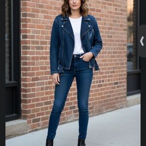 Hidden brand Stylish Blue Denim moto Jacket for Women NWT